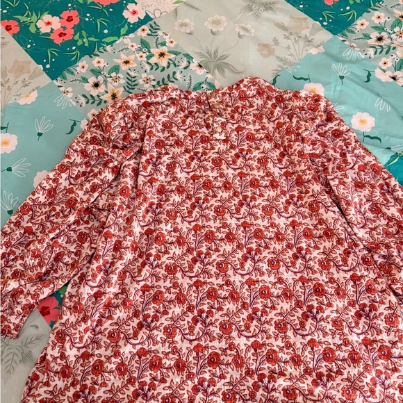 Wonderly Red and White Floral Blouse - Picture 4 of 5